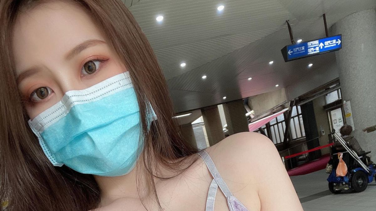 ▲Yumi.K抽血穿搭引起討論。（圖／Yumi.K IG）