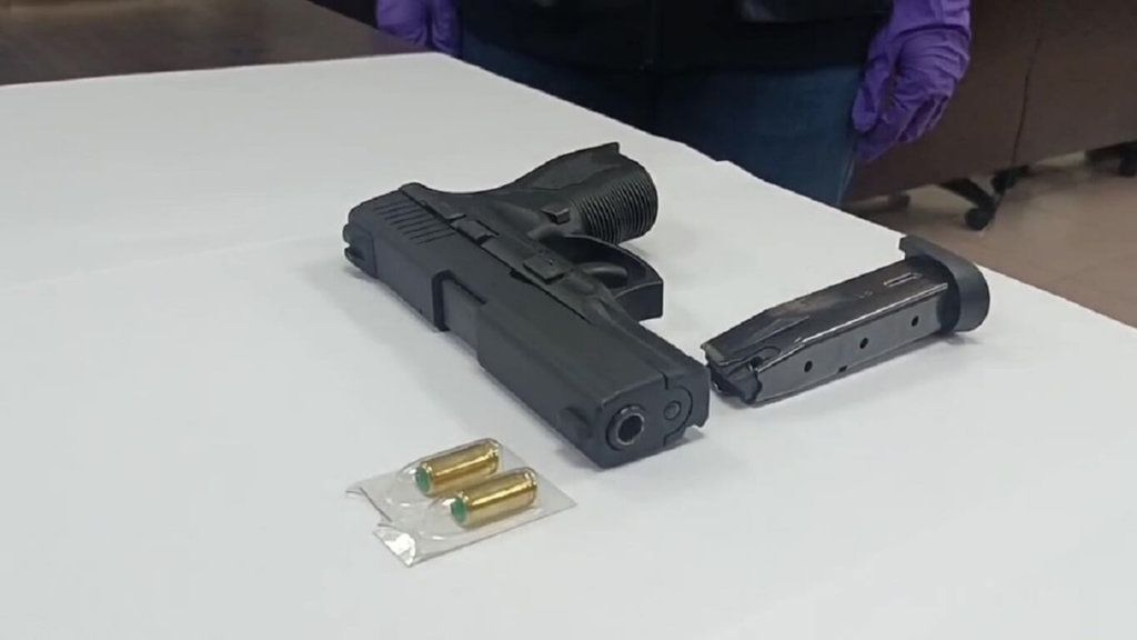 ▲彰化一間小吃部，昨天深夜驚傳鳴槍鬥毆事件，但被害人卻都不願提告，警方目前正深入追查中。（圖／翻攝畫面）