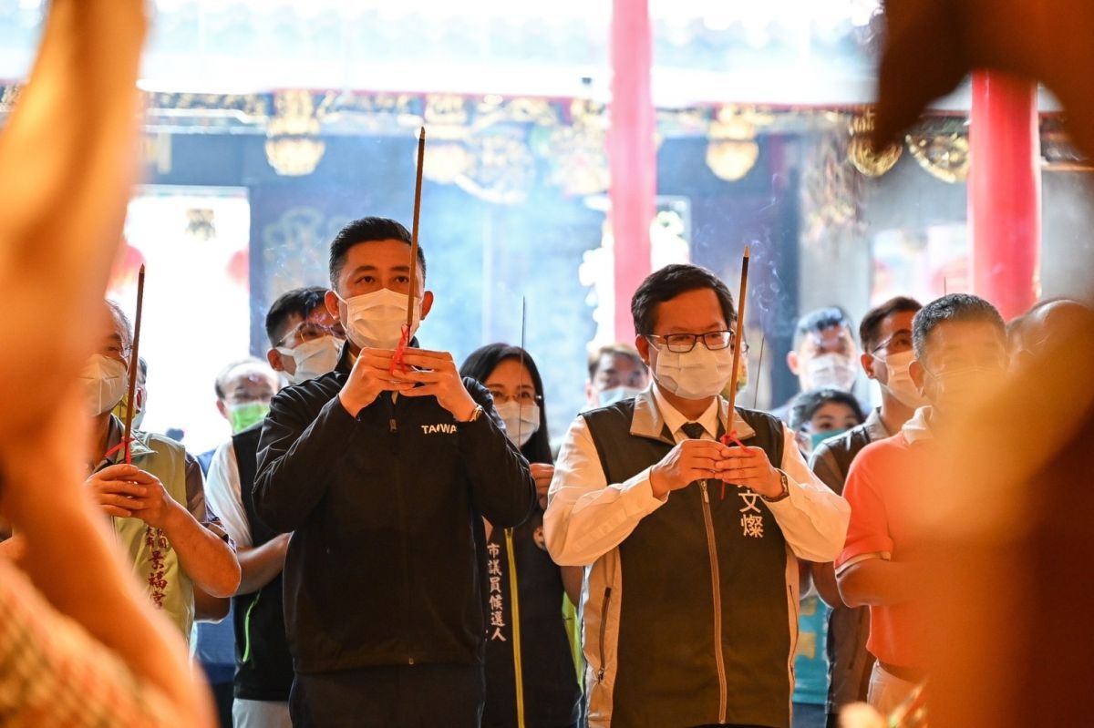 ▲林智堅正式展開選舉行程，所到之處受到桃園市民熱情歡迎，最新民調顯示，其支持度領先主要對手10%。（圖／林智堅辦公室提供）