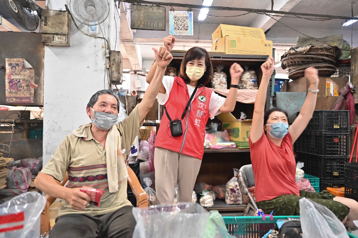 ▲沈慧虹辭去副市長職務後，持續勤走基層爭取市民支持。（圖／沈慧虹辦公室提供）