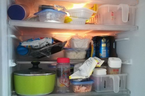 ▲冰箱若是有過期食品、未處理的生鮮，容易長滿細菌導致食安問題。（示意圖／取自photo AC）