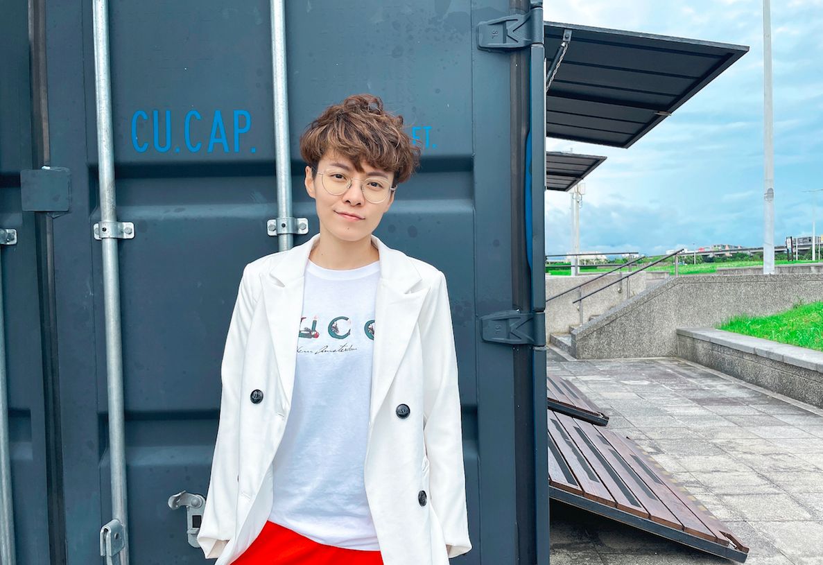 ▲朱佳期買了一台要價182萬的特斯拉。（圖／固力狗娛樂提供）