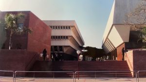 ▲▼普勒多利亞大學外觀及內部。(圖/于美人臉書) ▲▼普勒多利亞大學外觀及內部。(圖/于美人臉書)