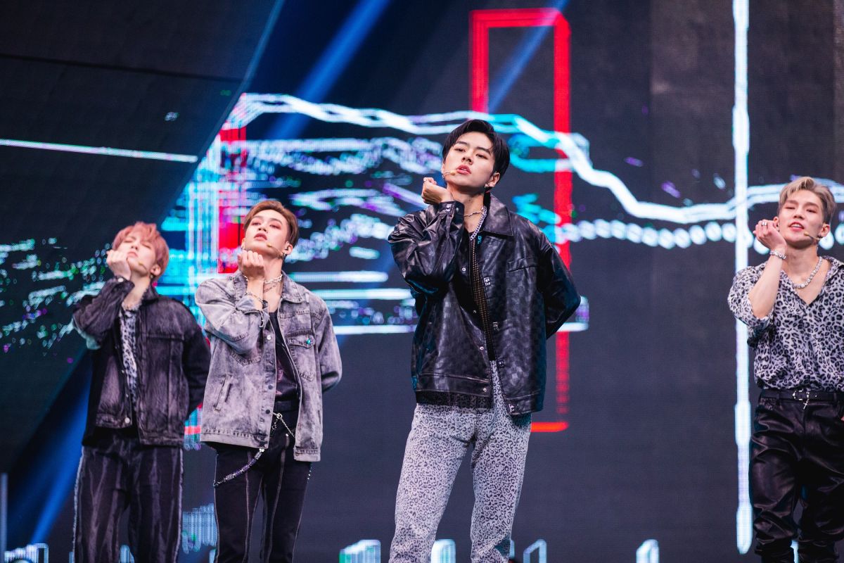 ▲林佳辰從小清新變成性感風，讓姊姊直呼很陌生。（圖／野火娛樂提供）