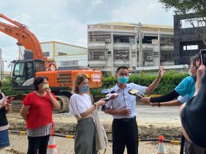 豐原大道台水施工2個多月 店家抗議影響生計 ▲議員陳清龍已請店家提出資料,要求自來水公司研擬補貼方案。(圖/陳清龍服務處提供2022.7.14)