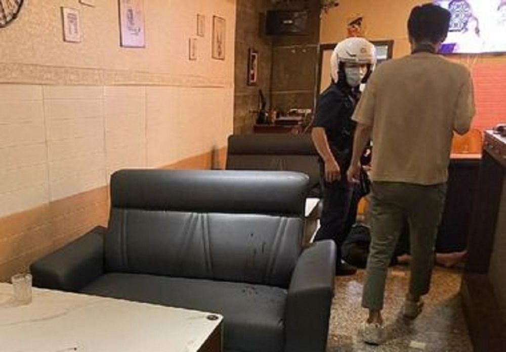 ▲第一分局繼中派山所員警到小吃店調查衝突的原因（圖/記者鄧力軍翻攝）