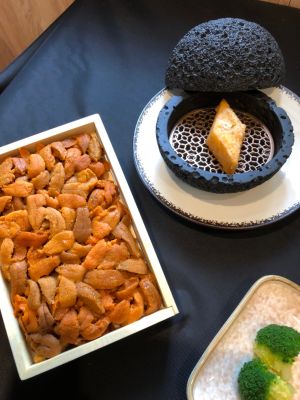 疫情趨緩搶商機 「祥戎華」經典名菜變身創意料理上桌 ▲「祥戎華」經典名菜變身創意料理,圖為「海膽糕渣」,採用頂級海膽製做,做工繁複,口感軟嫩。(圖/業者提供)