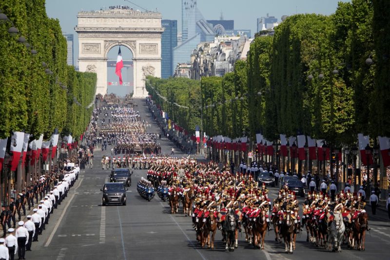 ▲法國巴黎14日舉行傳統的巴士底日（國慶日）閱兵活動。（圖／美聯社／達志影像）