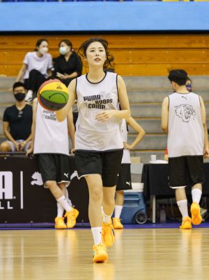 ▲藝人劉璇受邀參加PUMA HOOPS CAMP媒體試打會體驗課程，本次籃球訓練營也同步開放女生報名。（圖／puma提供）