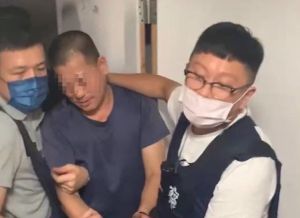 ▲南投生技公司槍擊4死1傷，警方攻堅逮捕李姓嫌犯。（圖／記者爆料網）