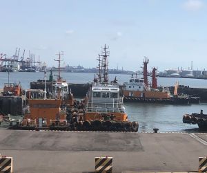 ▲台灣港務港勤公司以優質船舶，並結合海陸資源，提供離岸風電產業更多元的服務。(圖／記者黃守作攝)  