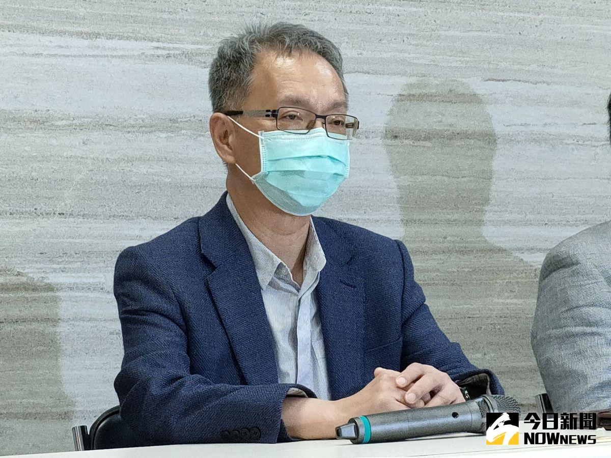 ▲被問及最近是否與前衛福部長陳時中討論疫情，衛福部長薛瑞元秒回「沒有」。（圖／記者許若茵攝，2022.07.15）