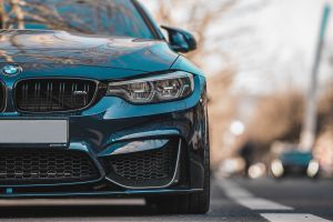 ▲原PO表示公務員男友竟然花光積蓄只為了買一台BMW,讓她很不能接受,因此提了分手。(示意圖/取自unsplash) ▲原PO表示公務員男友竟然花光積蓄只為了買一台BMW,讓她很不能接受,因此提了分手。(示意圖/取自unsplash)