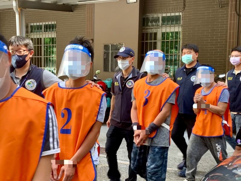 越南選美網紅幫拍片　非法仲介集團17人遭移民署查獲
