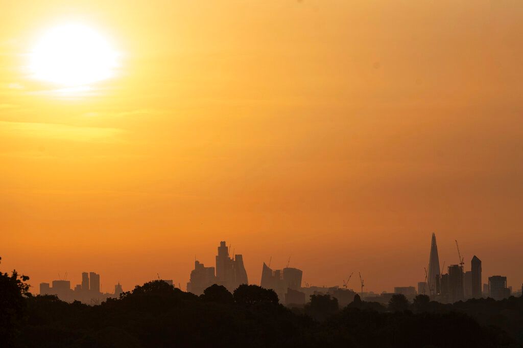 ▲英國近來遭到炎熱高溫襲擊。（圖／美聯社／達志影像）