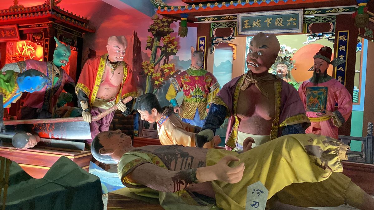 ▲已有50年歷史的南天宮十八層地獄，每層各有不同的警世意義。（圖／台灣民眾黨彰化縣黨部提供，2022.07.18）