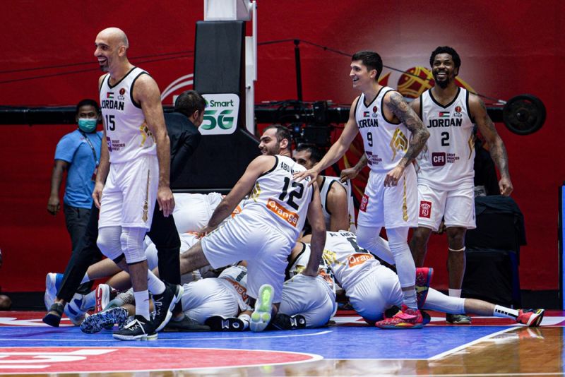 ▲中華隊遭絕殺，約旦開心慶祝。取自FIBA官網