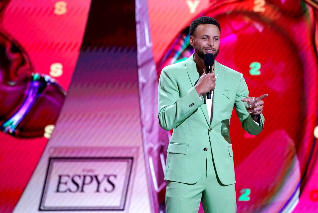 ▲Stephen Curry超狂！勇奪兩大獎還主持ESPY典禮。（圖／美聯社／達志影像）