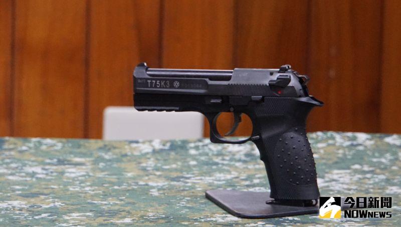 ▲國軍制式9公厘T75K3手槍。（圖／記者呂炯昌攝，2022.07.21）