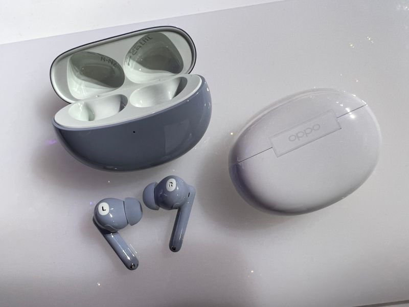 ▲Enco Air2 Pro同步登場,建議2599元,7/25~8/8期間購買優惠價2,399元。(圖/記者周淑萍攝)