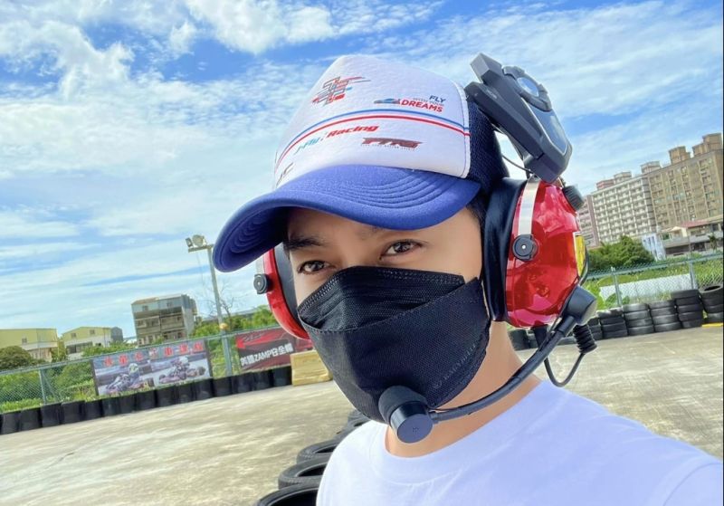 林志穎開特斯拉自撞!24年前就曾遇火燒車 人生觀大轉變
