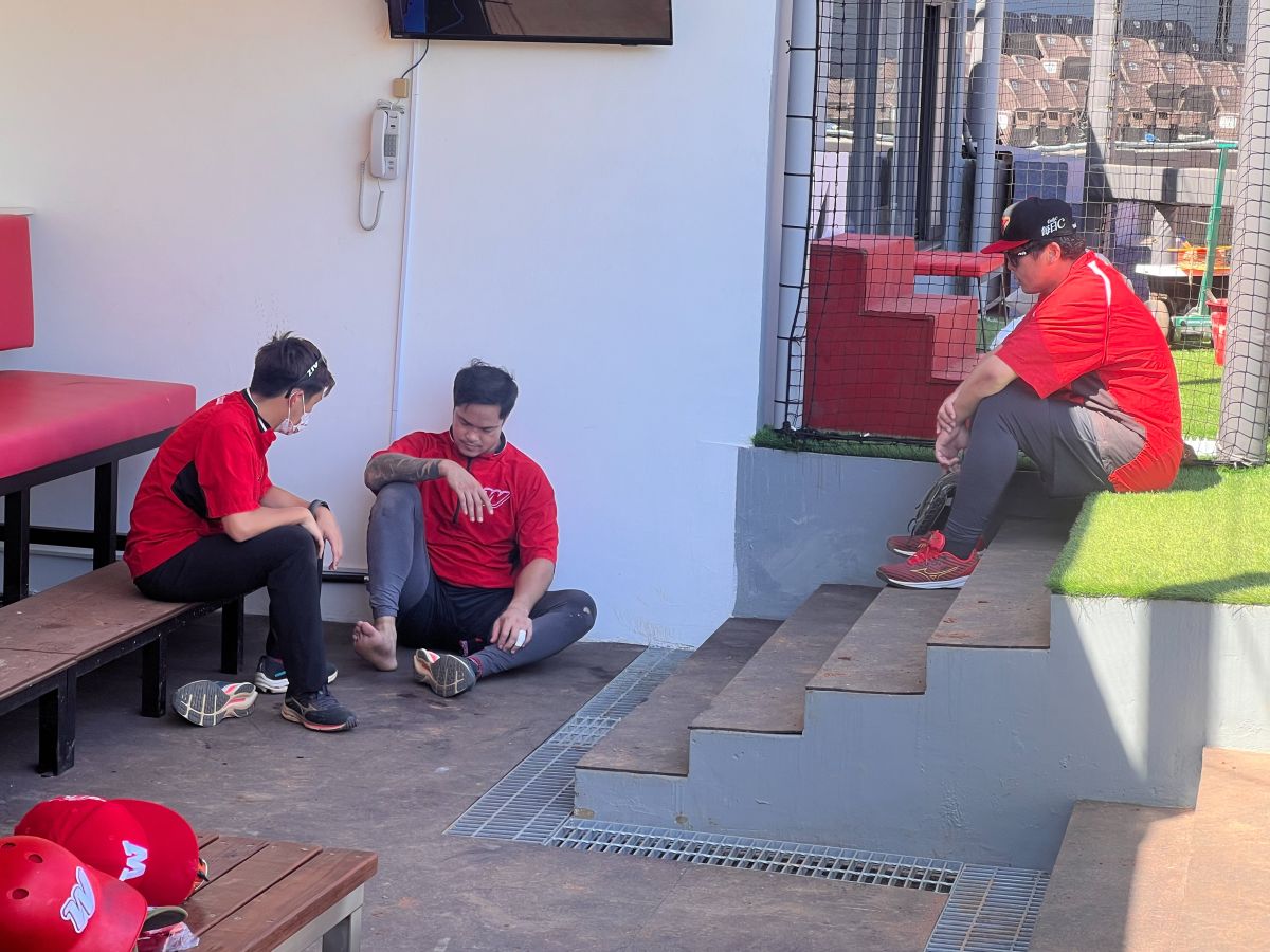 ▲休息室高低差林智勝險受傷(圖/記者簡名杉攝)