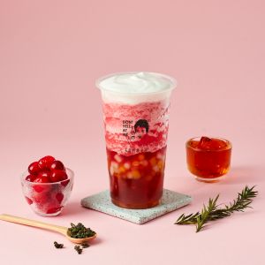 思樂冰回歸?手搖飲冰沙買一送一 7-11隱藏漂浮咖啡曝光 ▲少女系「野莓紅茶凍」。(圖/不要對我尖叫提供)