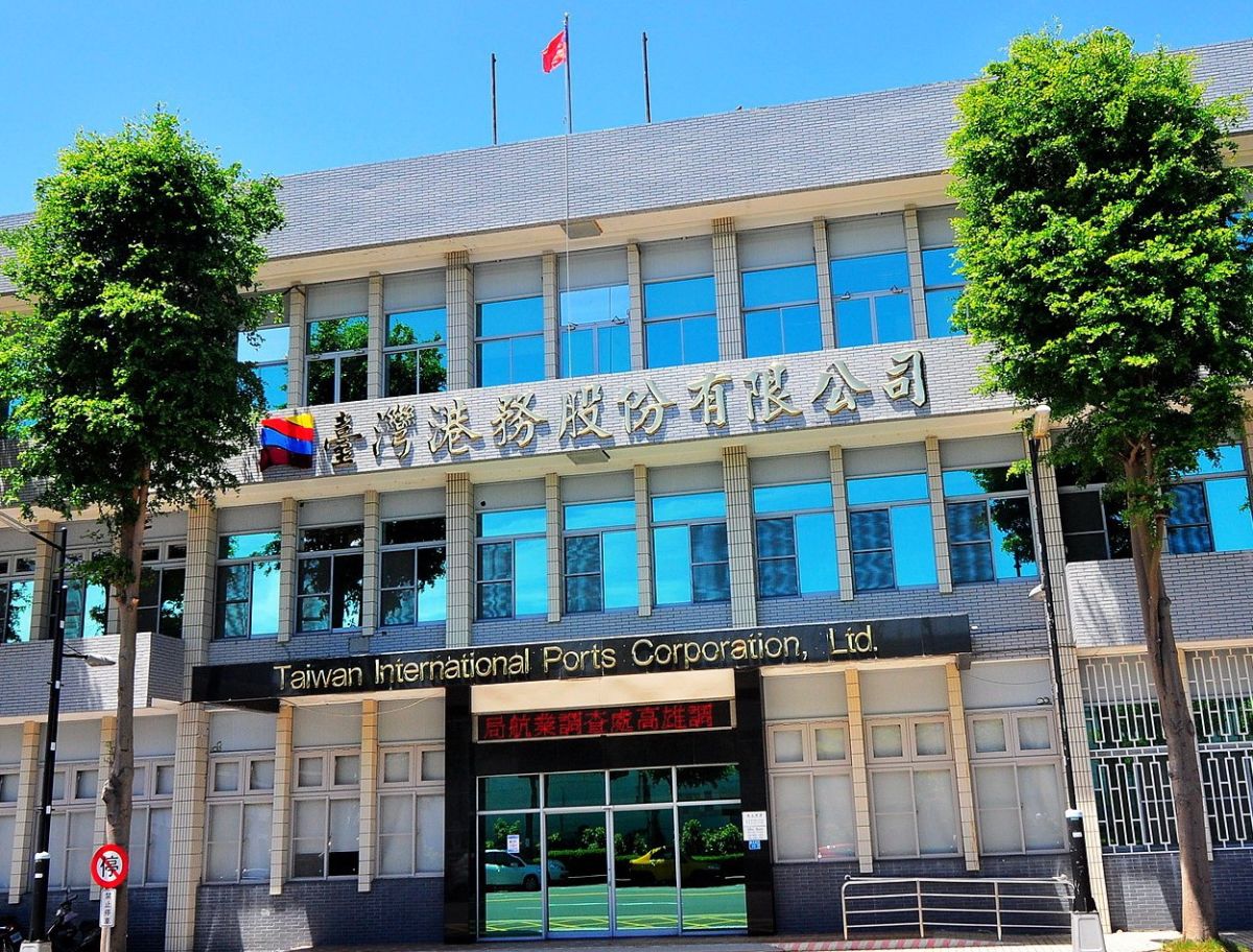 ▲台灣港務公司將全力配合中龍鋼鐵公司在台中港區興建再生水廠。(圖／記者黃守作攝)