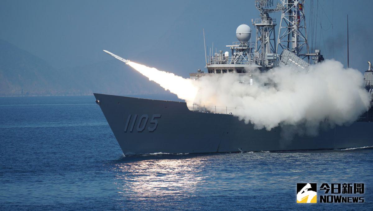 ▲漢光38號演習「聯合截擊作戰」實兵實彈演練，成功級巡防艦繼光軍艦發射標一防空飛彈。（圖／記者呂炯昌攝，2022.07.26）