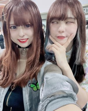 ▲櫻井美琉（左）疑似被前男友報復。（圖／櫻井美琉Twitter）