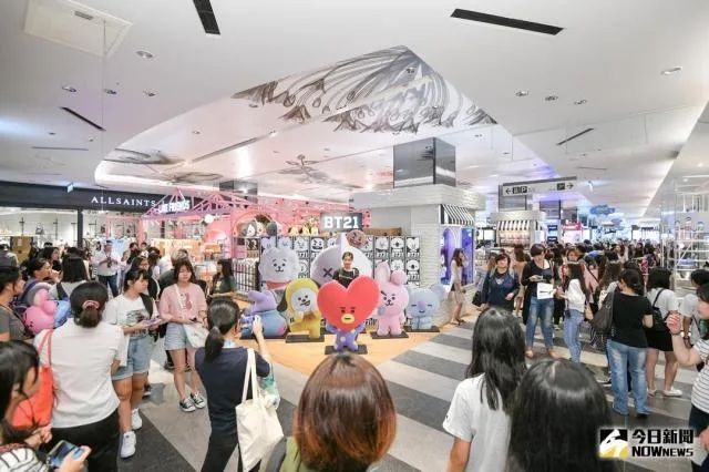 ▲BT21正式進駐台灣引發粉絲搶購。(圖/LINE提供)