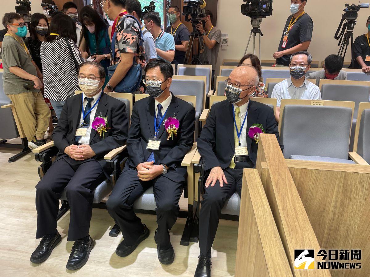 ▲司法院副秘書長周占春（左）。（圖／NOWnews資料照，記者潘千詩攝，2022.07.27）