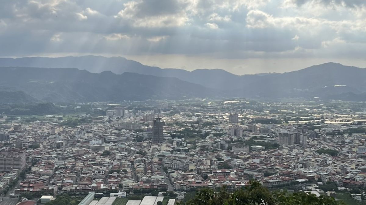 ▲有21歲的男子繼承了長輩3000萬、6間房子，卻很不快樂。（示意圖／NOWNEWS資料照片）