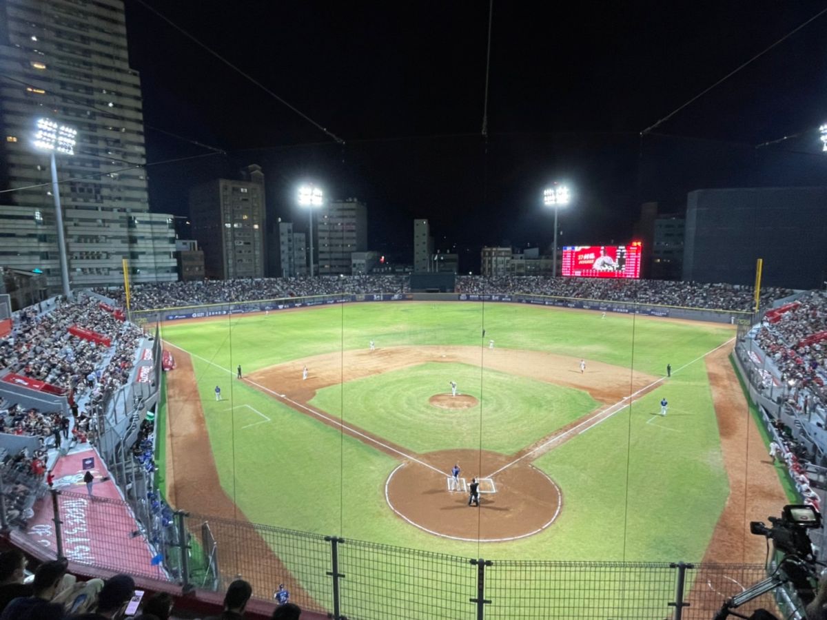 ▲新竹球場因為安全問題暫時停賽。（圖／吳政紘攝）