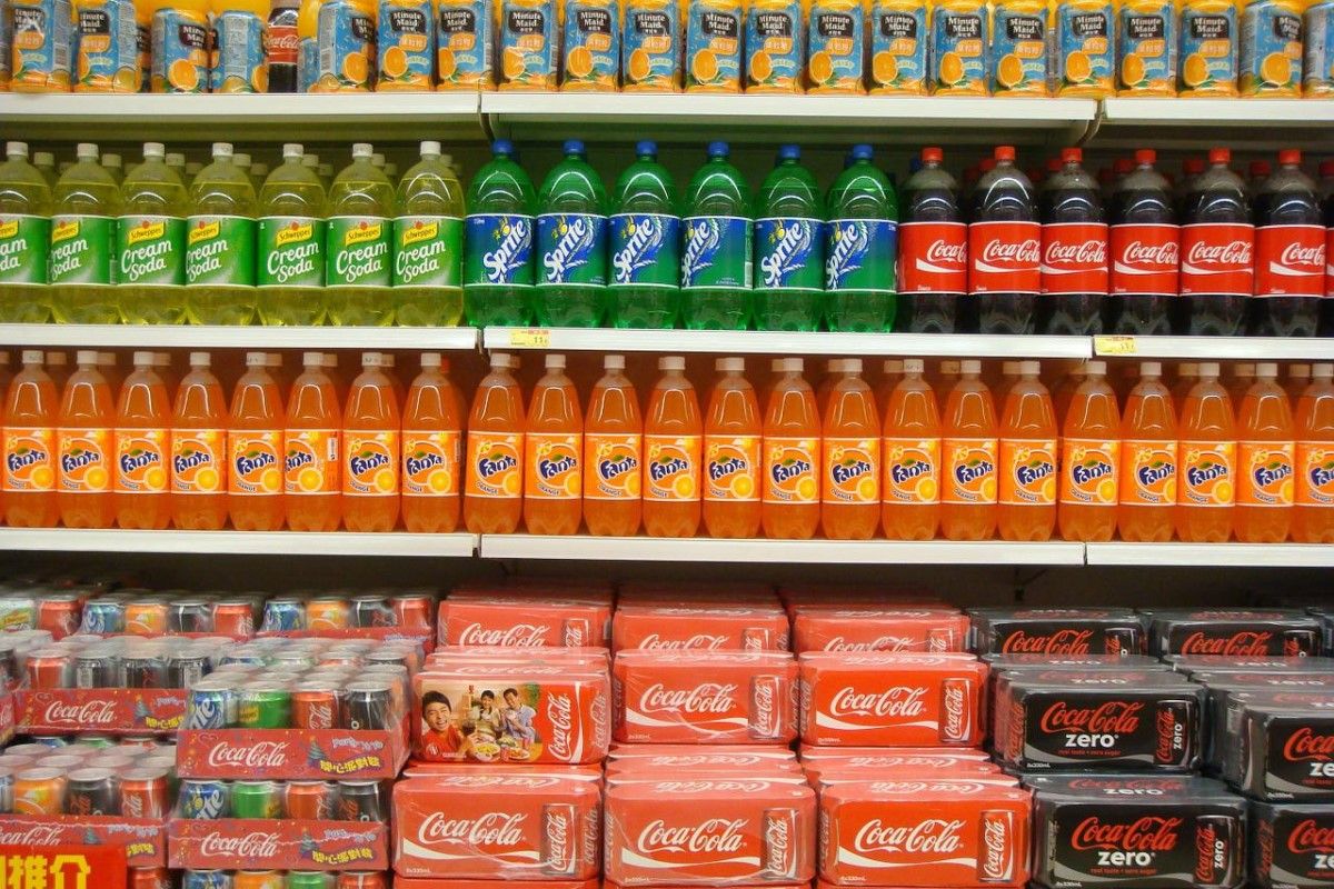 ▲中國一名人夫花了人民幣9.9元（約新台幣43元）網購了60瓶飲料，收到貨卻傻眼了。（示意圖，非當事人／取自pixabay）