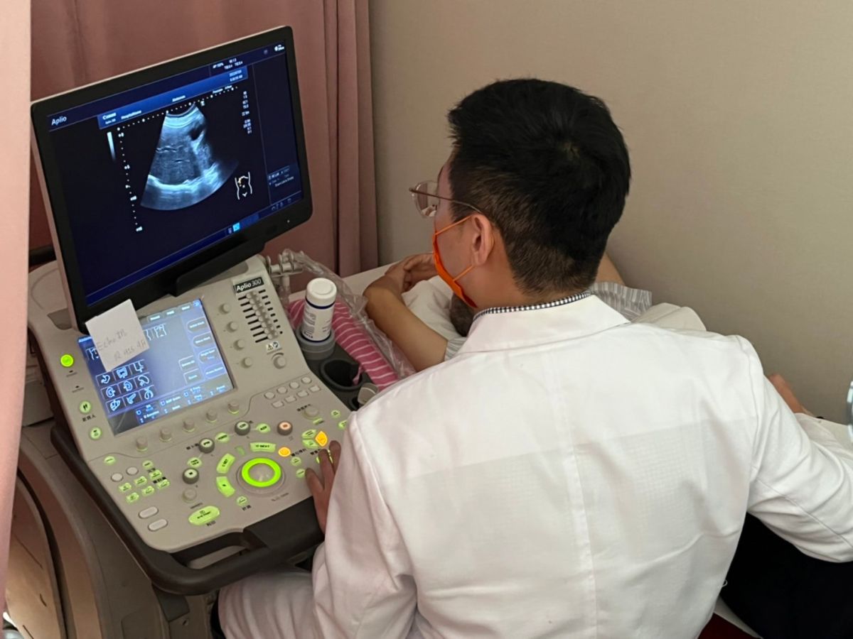 ▲肝基會多年來倡議B、C肝篩檢，除了在各地舉辦免費篩檢活動之外，也知道欲找出近11萬C肝病人只能一步一腳印，踏實去做。（圖／肝病防治學術基金會）