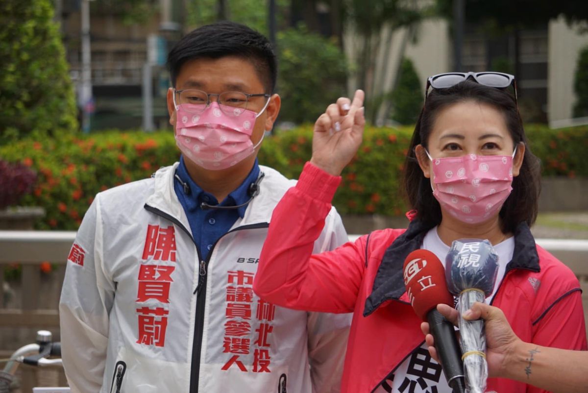 ▲陳賢蔚過去在吳思瑤團隊服務多年，現將遞補士林北投議員席次。（圖／翻攝自陳賢蔚臉書）