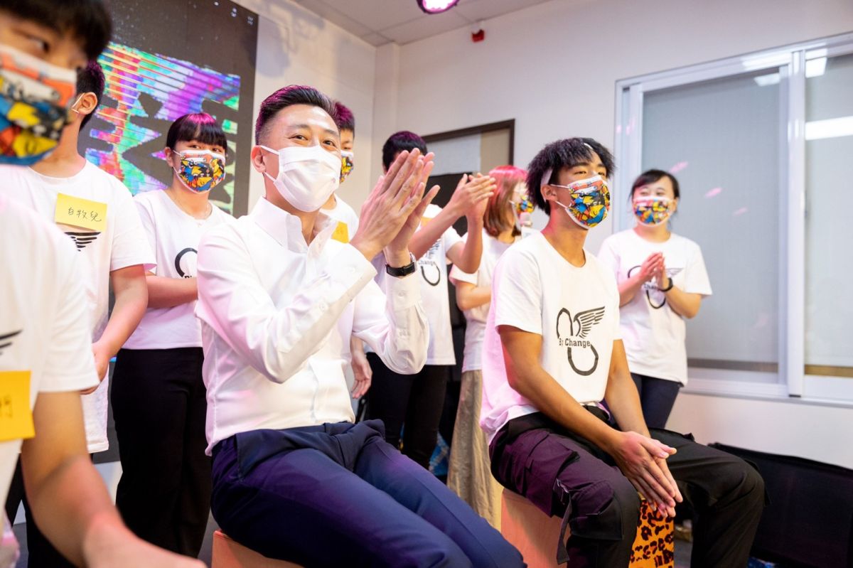 ▲林智堅再度重申，「我的論文絕無抄襲」，他在記者會上提供的資料都是經過法院認證的，也期待大家都要用證據來說話。（圖／林智堅辦公室提供）