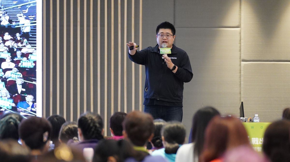 ▲林鶴明認為柯文哲拿MG149案來比喻高虹安，是為了保護候選人做出混水摸魚的發言。（圖／民進黨提供）