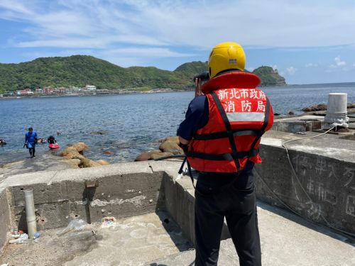 不是水母漂！專家揭落水「一招」自救：能撐比較久、很多倖存案例
