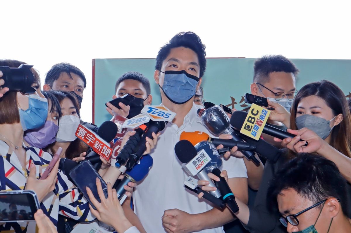 ▲蔣萬安今提交通政見，與新北市長侯友宜合作，成立雙北交通運輸委員會。（圖／資料照片）