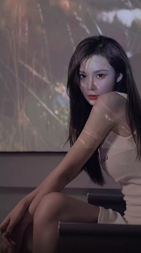 ▲▼張穎穎上妝模樣。(圖/張穎穎小紅書、抖音) ▲▼張穎穎上妝模樣。(圖/張穎穎小紅書、抖音)