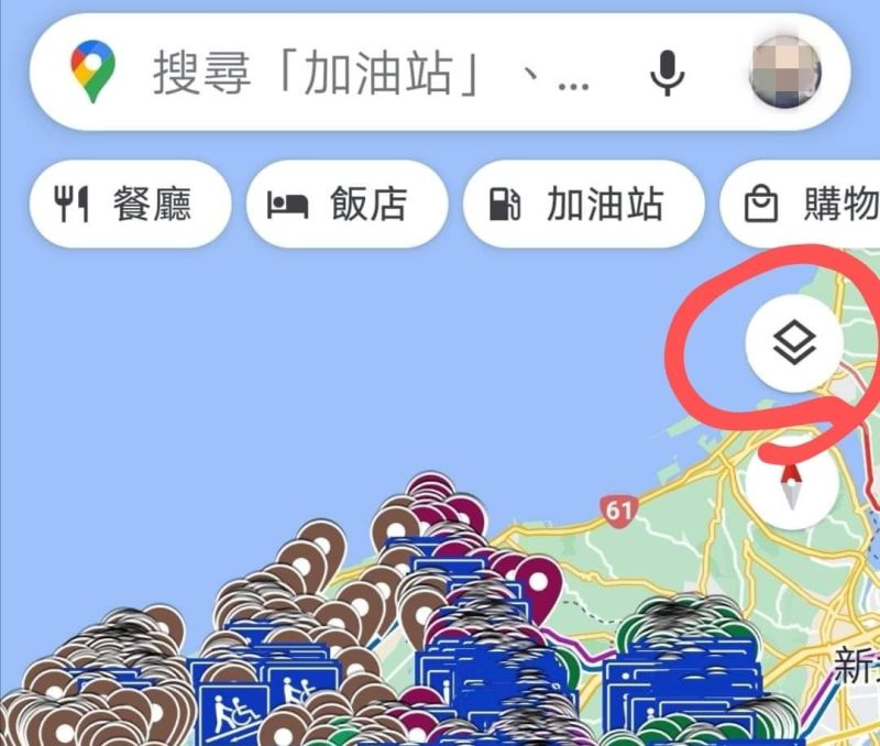 ▲網友提供正解，點APP內右方指北針上面的「雙菱形紐」即可。（圖／臉書社團《爆系知識家》）