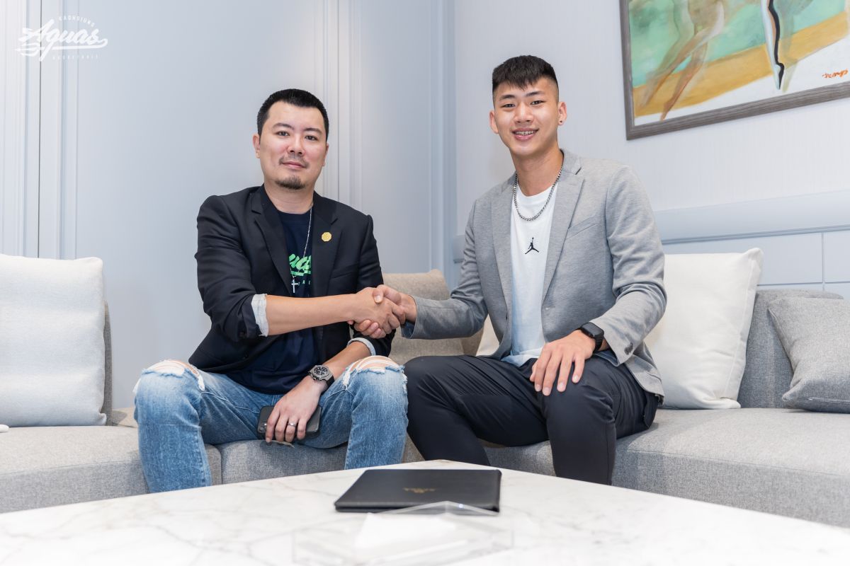 ▲海神簽下邱子軒。官方提供