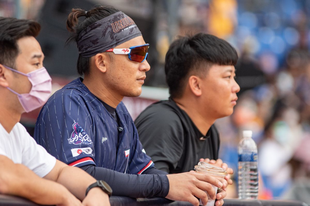 ▲720armour贊助中職明星賽 球員帥氣護眼還能愛地球。（720提供）