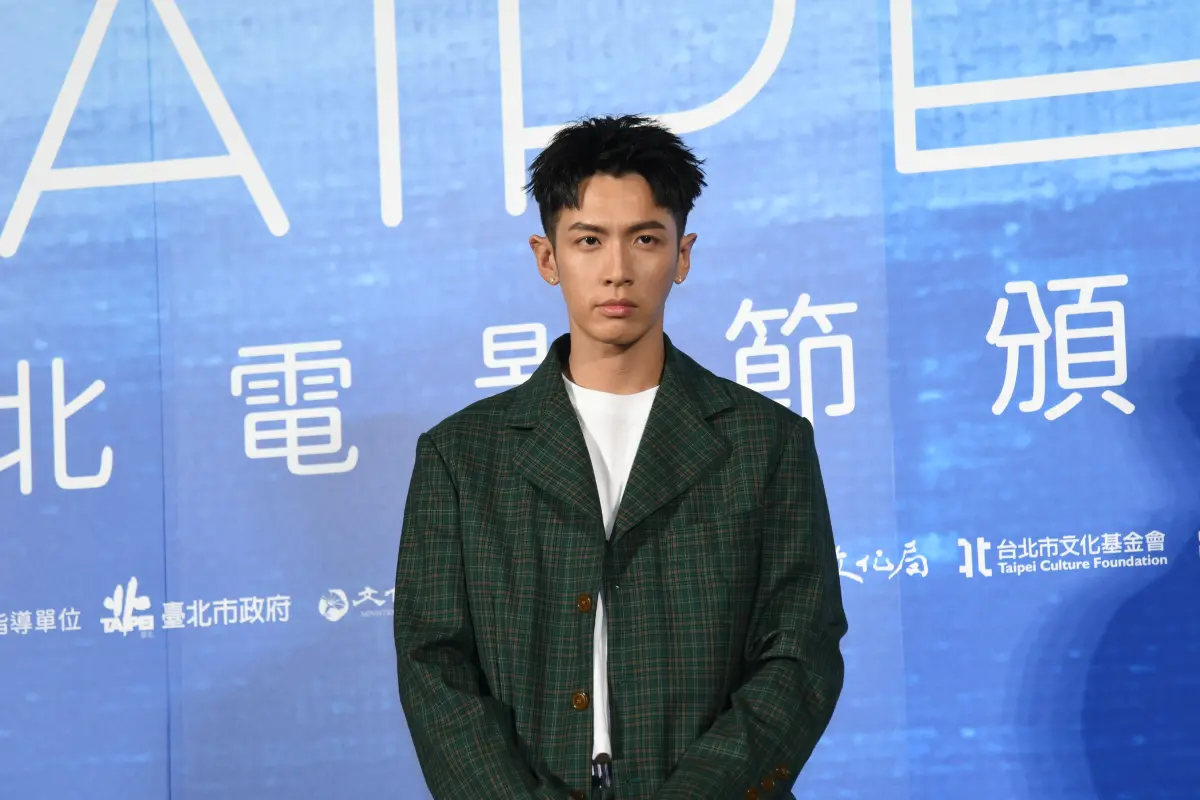 ▲柯震東昨日刷了一筆851萬，而他在3年前就曾敗家911萬，並在IG上曬出奢華戰利品。（圖／資料照）