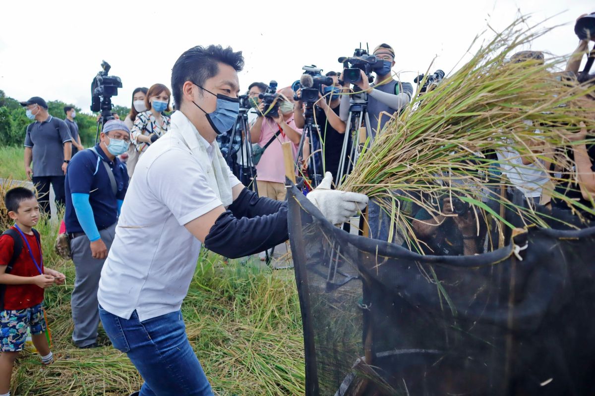 ▲蔣萬安獨攬不孕症擴大補助成果挨批收割。（圖／翻攝自蔣萬安臉書）