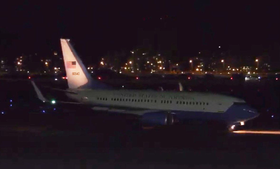 ▲美國眾議院議長波洛西率團訪問台灣，2日晚間10點40分抵達台北松山機場，陳其邁除歡迎裴洛西訪台外，也認為台美關係更緊密。（圖／截自陳其邁臉書）