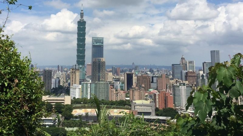 ▲有民眾觀察到，台北市的商圈人潮再度出現變化，過去10年風光的東區顯得有些沒落，而中山站則順勢崛起，西門町也恢復榮光。（圖／NOWnews資料照片）