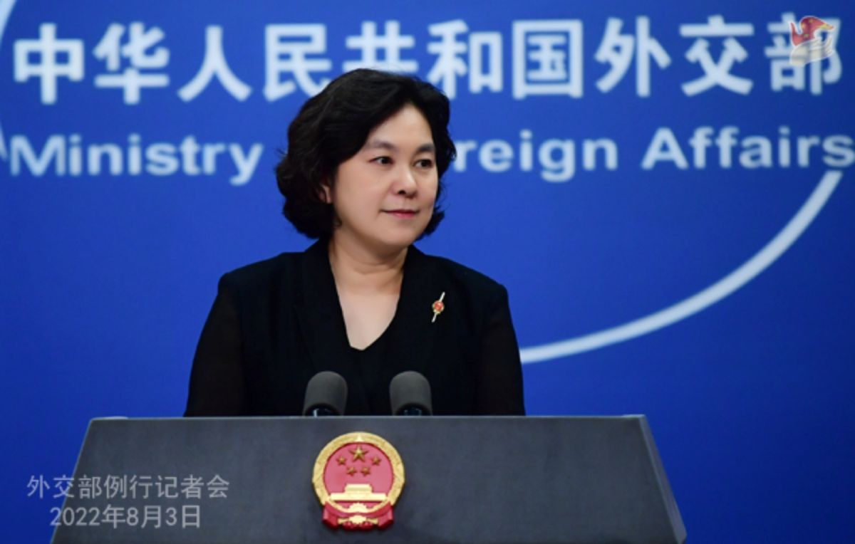 ▲中國外交部發言人華春瑩日前在推特上稱中國政府「照顧人民」，美國「花錢發動戰爭」，但中國網友們似乎不怎麼買帳。（圖／翻攝自中國外交部官網）